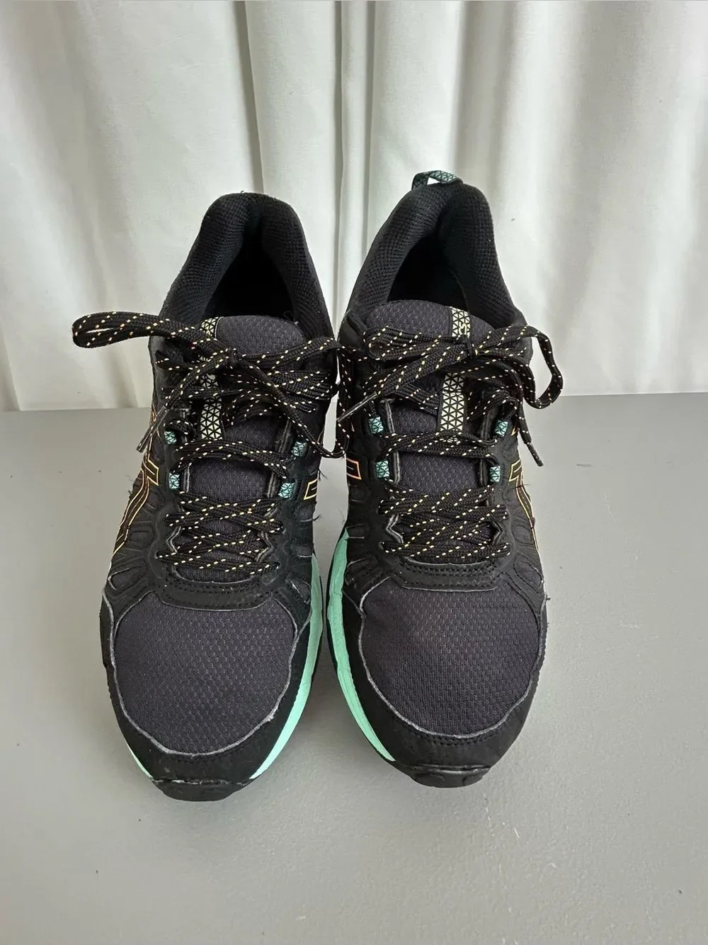 Asics pre owned